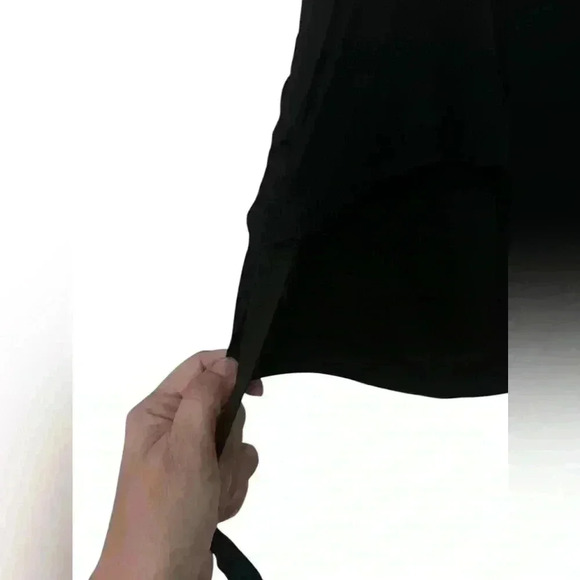 ALLSAINTS black  long sleeve sz L round Neck Minimalist Monochrome Casual - Picture 5 of 5